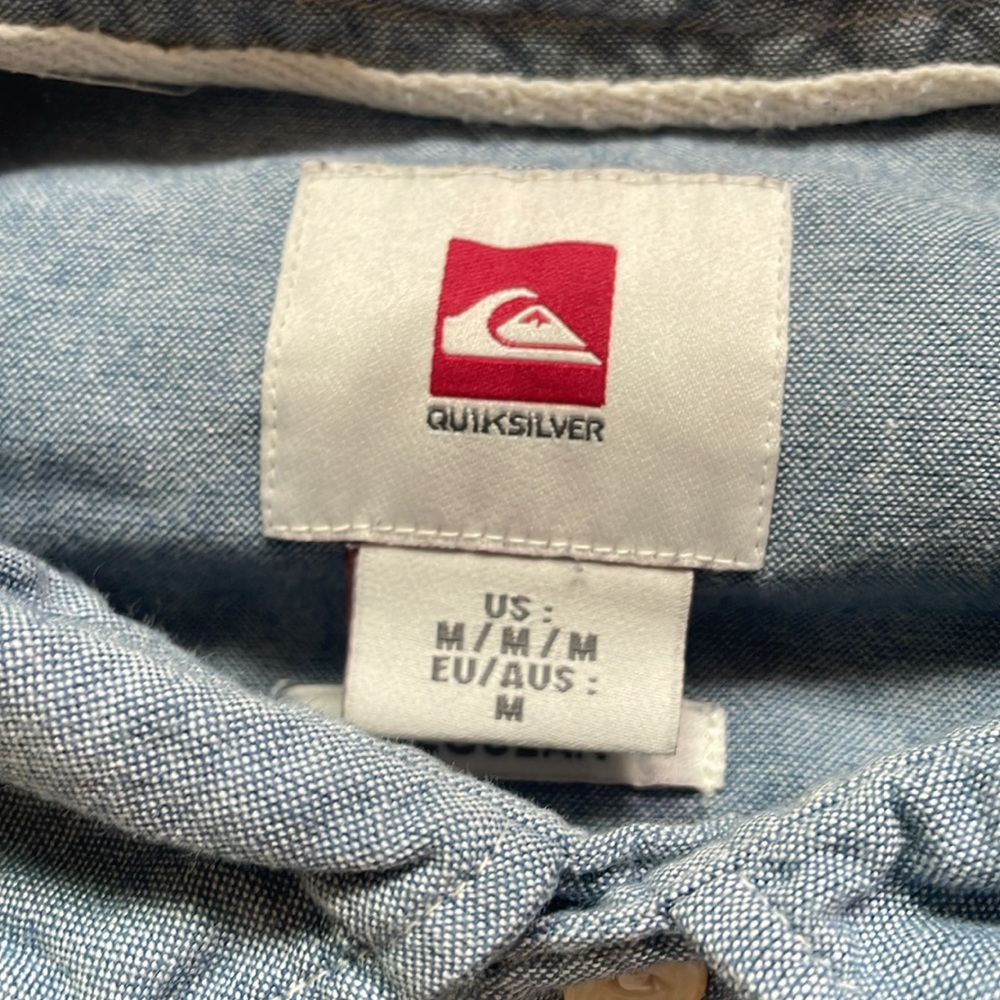 Quicksilver Button Up - Picture 2 of 3